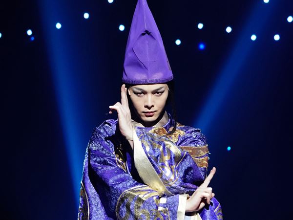 (C)ヴィレッヂ・劇団☆新感線