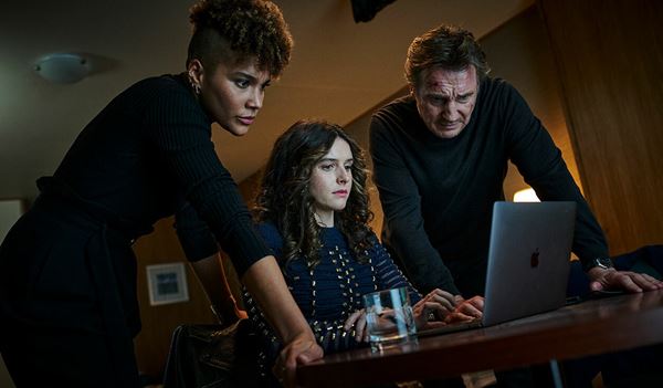 (C)2021 BL Productions LLC; Allplay Legend Corporation