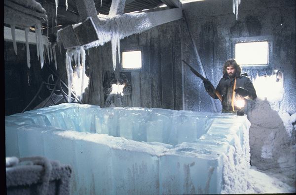 (C)1982 UNIVERSAL CITY STUDIOS, INC. ALL RIGHTS RESERVED.