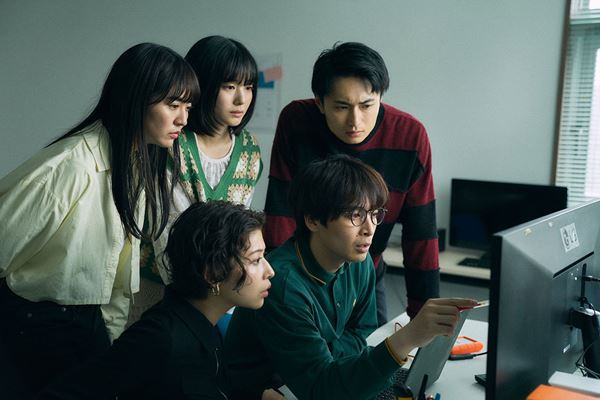 (C)2026「シーシュポスたちのまなざし」製作委員会