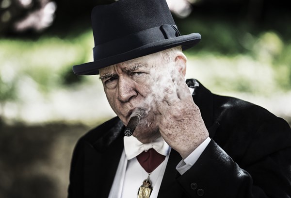 (C)SALON CHURCHILL LIMITED 2016