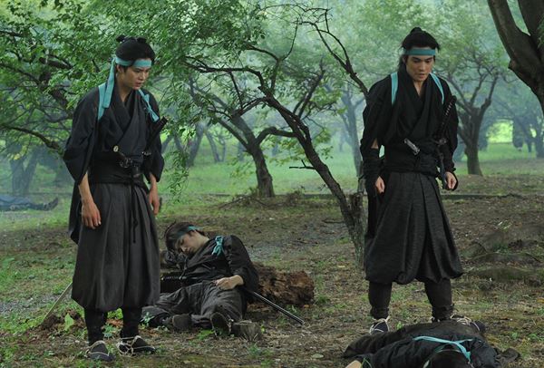 (C)2015 杉浦日向子・ＭＳ．ＨＳ／「合葬」製作委員会