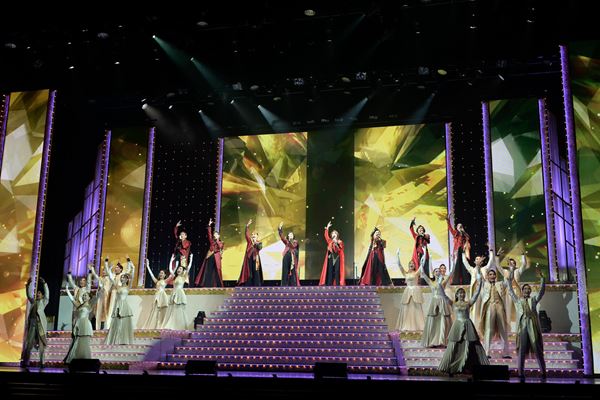 速報！宝塚OGが歌とダンスで辿る『レビュー ニッポン・モダン