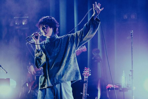 シンガーソングライター・ルイ、 全身全霊で恋を表現したワンマン