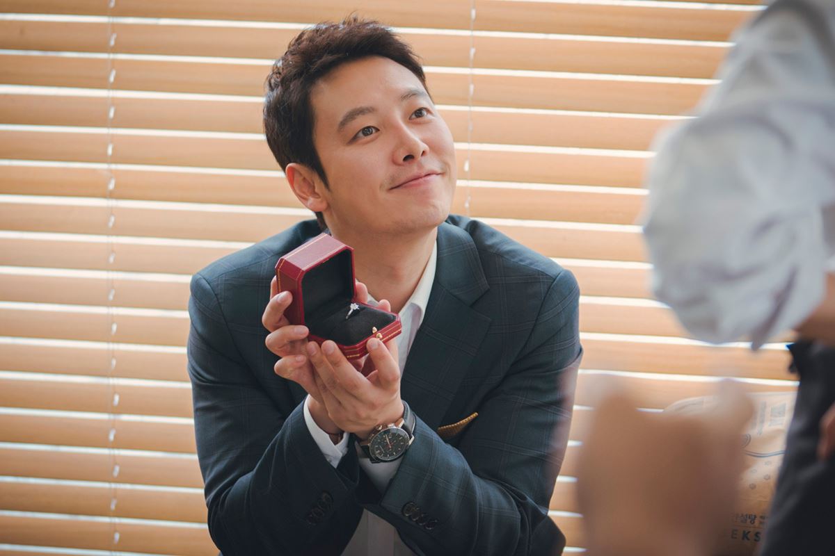 (C)2019 CJ CGV Co., Ltd., B.A. Entertainment All Rights Reserved