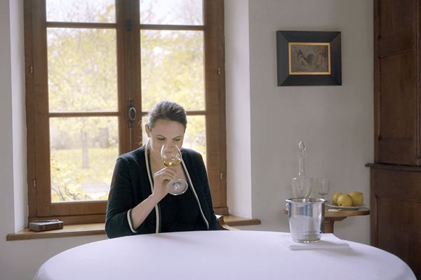 (C)2019 - SCHUCH Productions - Joparige Films - 127 Wall　