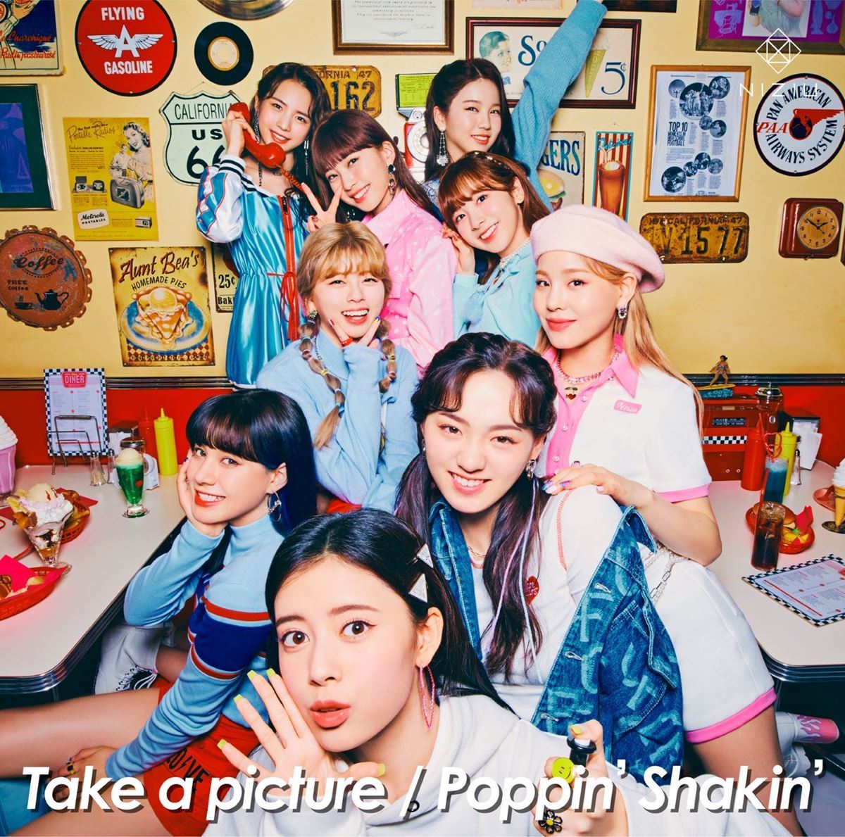 NiziU 2nd Single『Take a picture／Poppin’ Shakin’』通常盤ジャケット