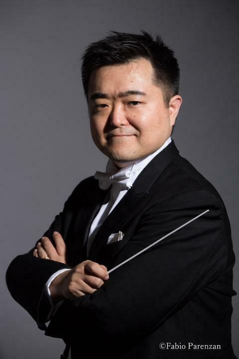 指揮：園田隆一郎 (C)Fabio Parenzan
