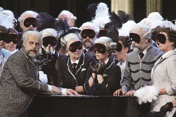 (C)Karl and Monika Forster