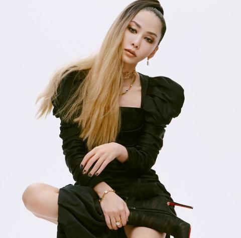 中島美嘉「MIKA NAKASHIMA CONCERT TOUR 2022『I』」 - ぴあ音楽