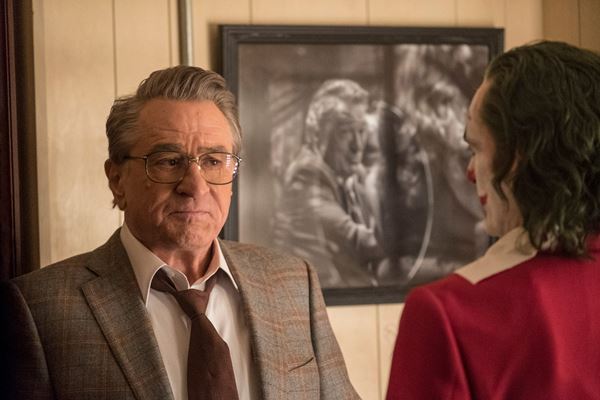 (C)2019 Warner Bros. Ent. All Rights Reserved TM & (C)DC Comics