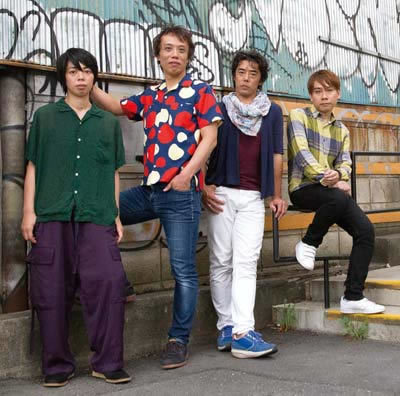 板垣光弘LOVE IS BLUE