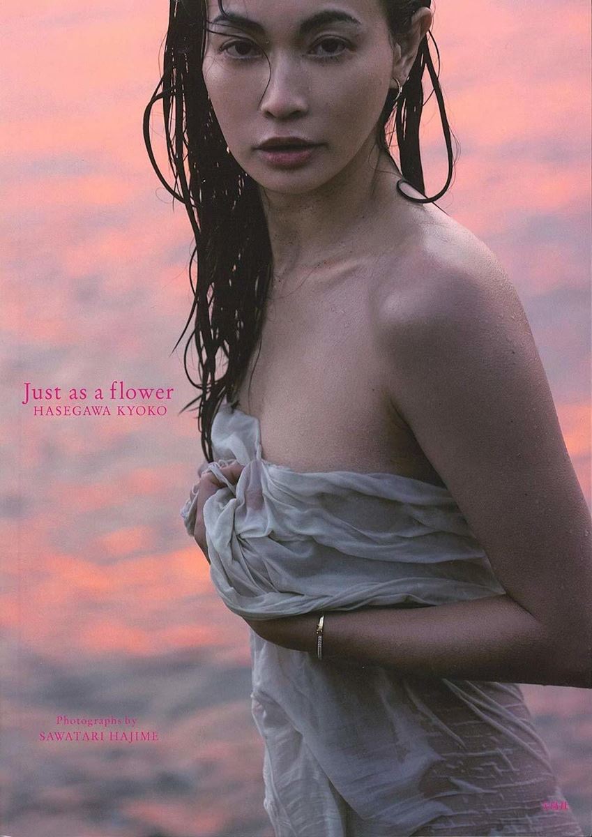 長谷川京子、成熟した色気で表現する“女の人生” 42歳の写真集『just As A Flower』の魅力に迫る ぴあエンタメ情報