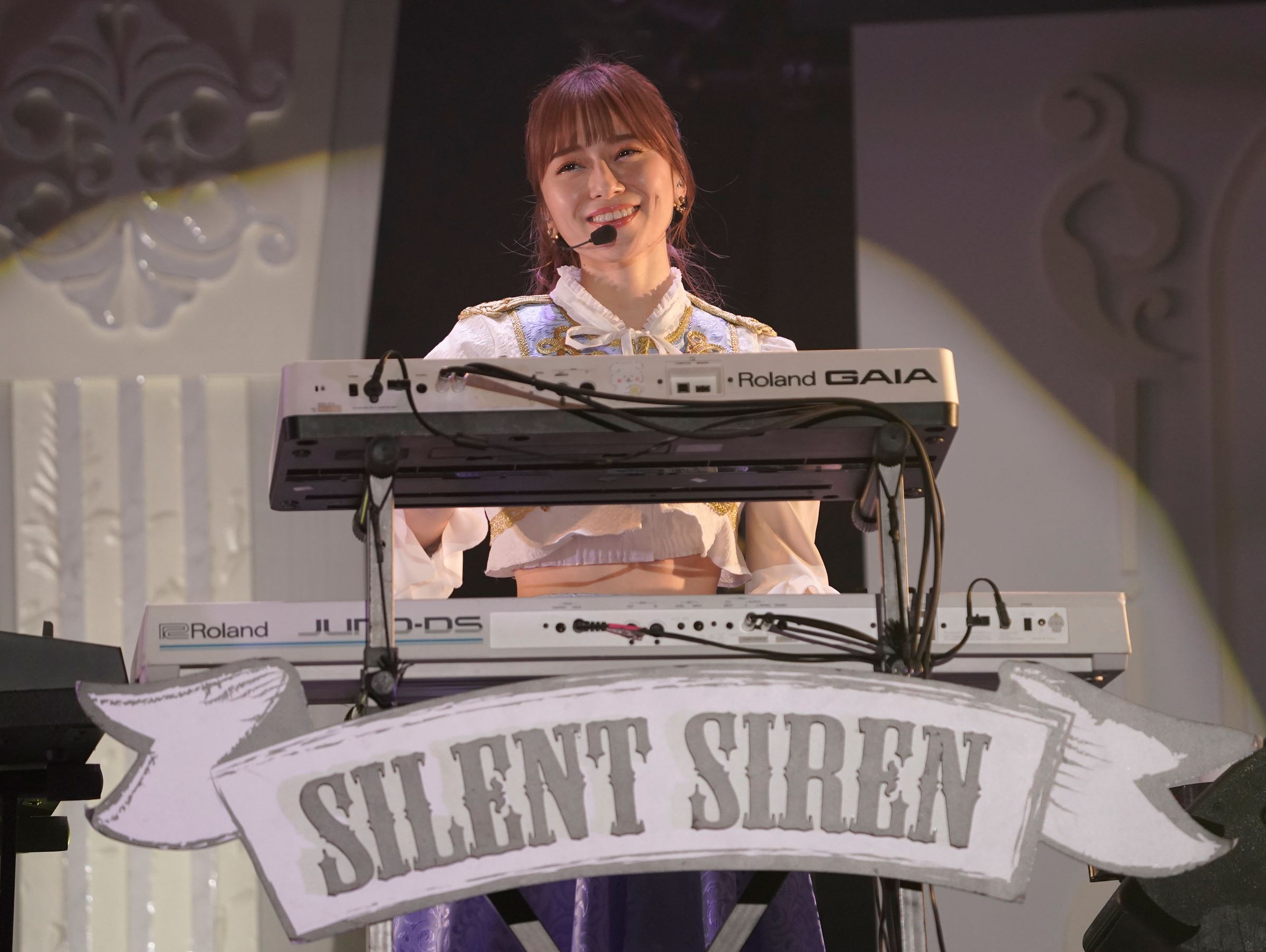 SILENT SIREN年末スペシャルLIVE TOUR 2021『FAMILIA』2021年12月30日(木) 東京・東京体育館