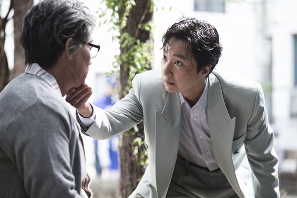 (C)2018 LOTTE ENTERTAINMENT All Rights Reserved.