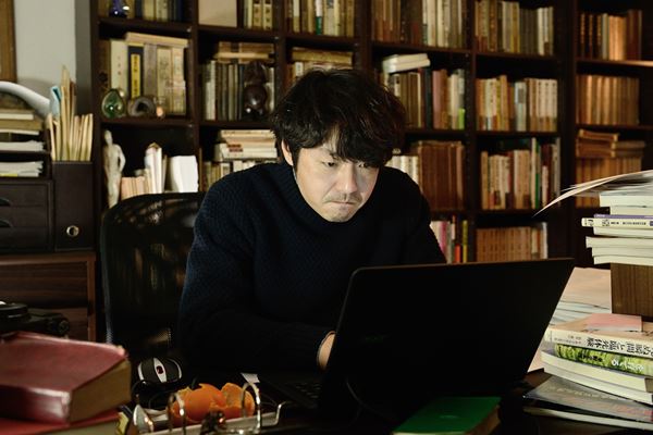 (C)2019「殺人鬼を飼う女」製作委員会