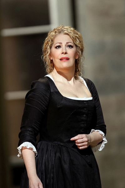 Andrea-Chenier-Jonas-Kaufmann-(C)2015-ROH.-Ph-by-Bill-Cooper-