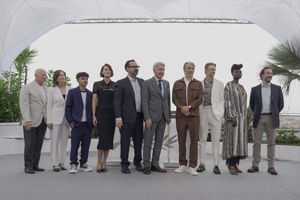 /shared/materials/8b3f9cda-0118-465b-8c08-9fe4d96f3c80/thumbnail