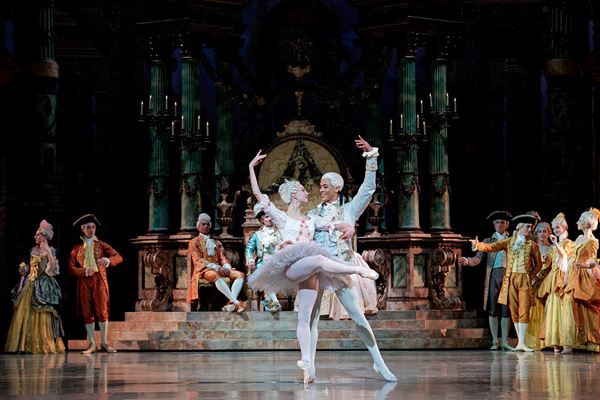 (C)Natalia Voronova (C)Agathe Poupeney