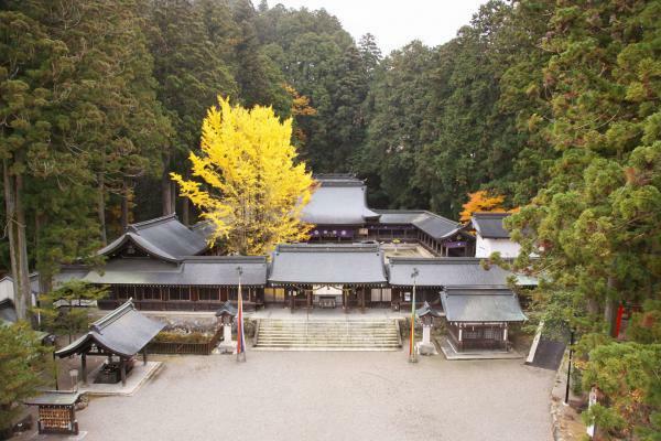 飛騨一宮水無神社