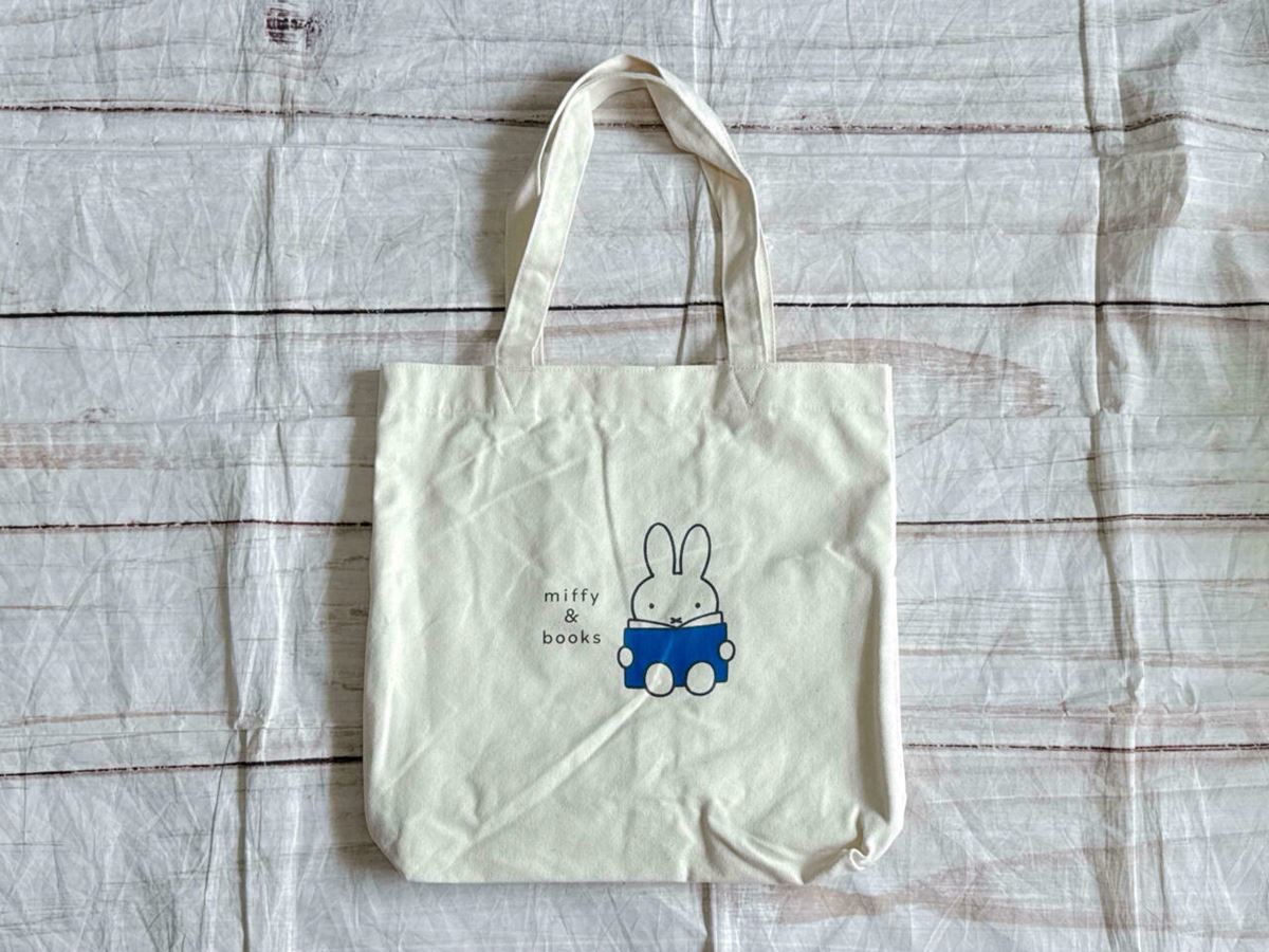 紀伊國屋書店×miffy トートバッグ&文庫本カバーセット 紀伊國屋書店×ミッフィー 】miffy＆books ミッフィー70周年記念