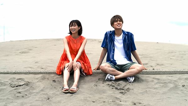 (C)2023「右へいってしまった人」製作委員会