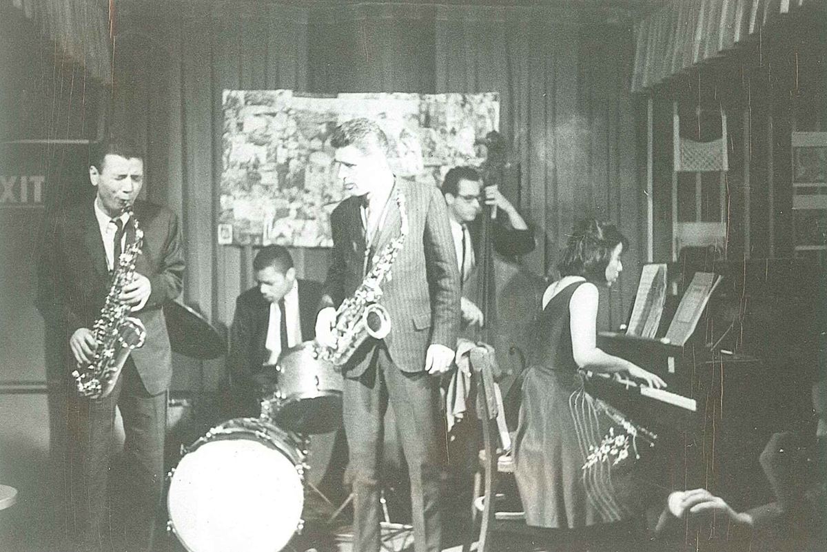 1964年ボストンのクラブでチャーリー・マリアーノ（as）＆秋吉敏子夫妻のバンドと共演
