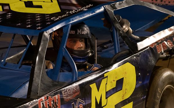 (C)2018 TRADING PAINT, LLC AND MEYERS PRODUCTIONS, A.I.E.