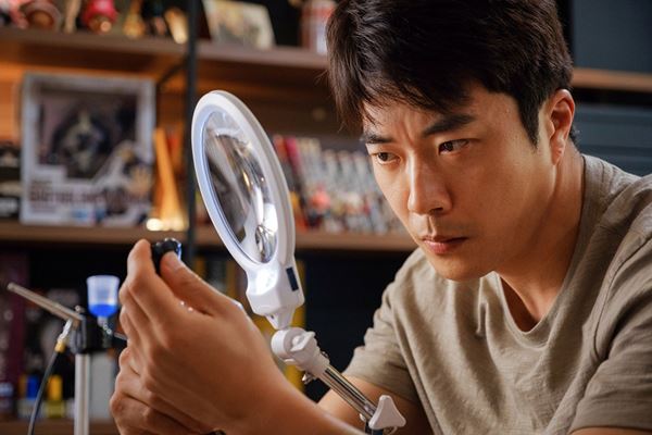 (C)2019 KTH & LITTLEBIG PICTURES & CINEMA WOOLIM. All Rights Reserved.