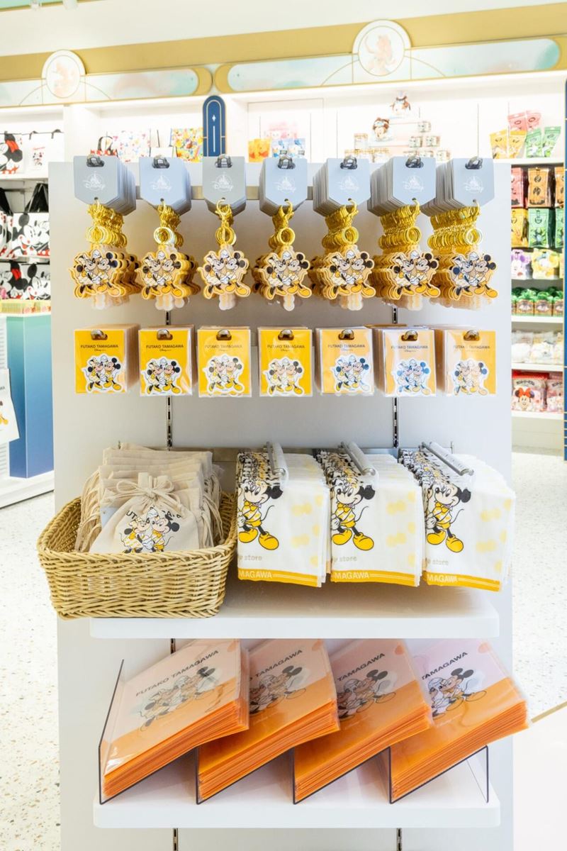 ディズニーストア　二子玉川　限定グッズ　セット 二子玉川にディズニーストアができたよ！ディズニーグッズ約1,300点