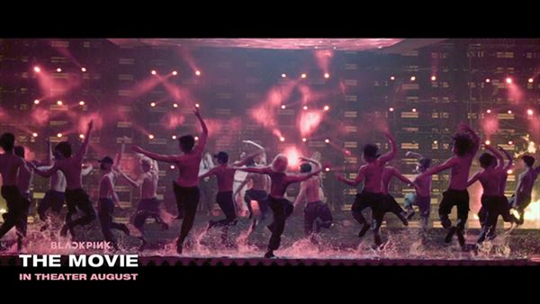 (C)2021 YG ENTERTAINMENT INC. & CJ 4DPlex. ALL RIGHTS RESERVED. MADE IN KOREA