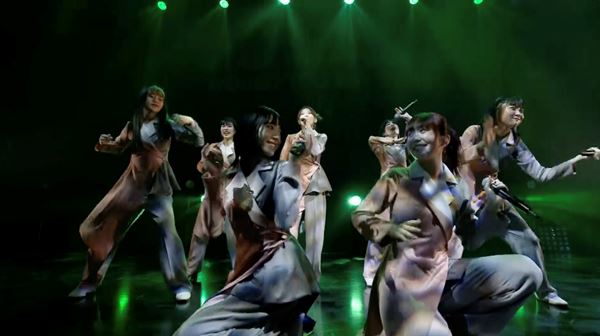 ExWHYZ、アユニ・Dを迎えて全曲披露した新アルバム『xANADU
