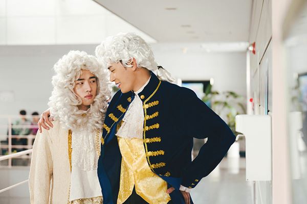 (C)2022 Watcha All Rights Reserved.