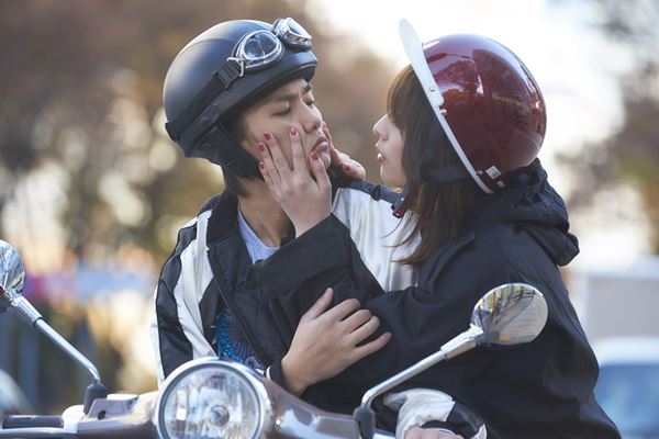 (C)2018「純平、考え直せ」フィルムパートナーズ