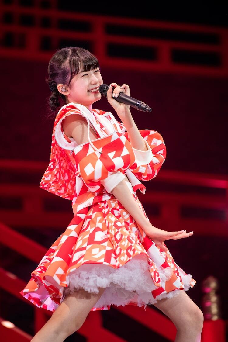 エビ中・小久保柚乃17歳の生誕ソロライブ開催、水素のお次は塩素