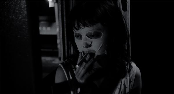 (C)「VIDEOPHOBIA」製作委員会