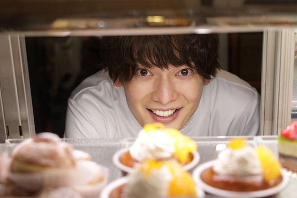 (C)銀泥/一迅社 (C)2022「パティシエさんとお嬢さん」製作委員会