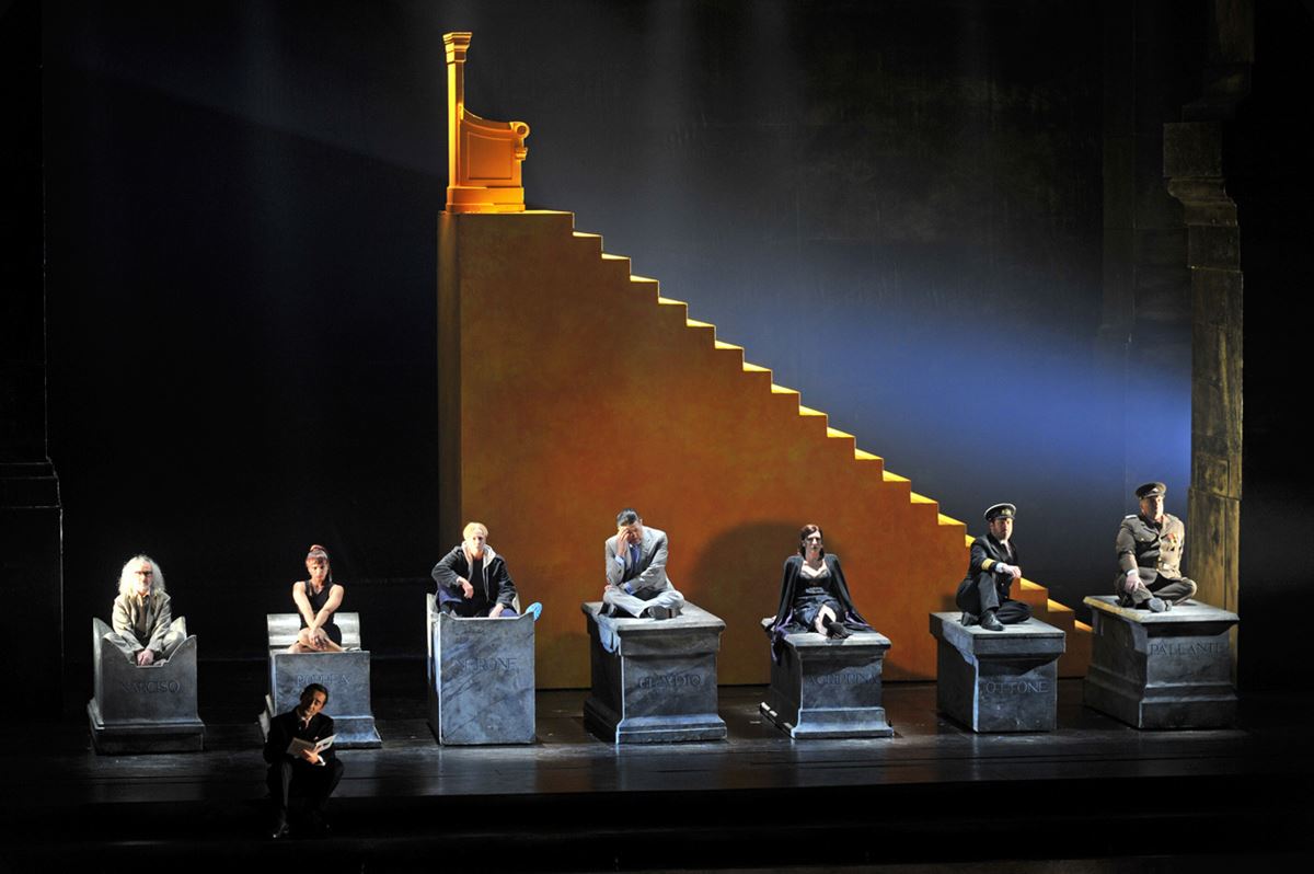 (C)Antoni Bofill／Barcelona's Gran Teatre del Liceu／(C)Paola Kudacki／Metropolitan Opera