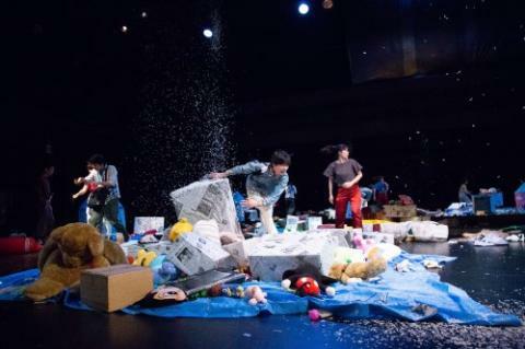 2019年第3回本公演『ポスト・トゥルースクレッシェンド・ポリコレパッショナートフィナーレ！』撮影：中谷利明