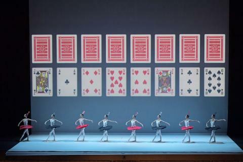 Alice's Adventures in Wonderlandc by Christopher Wheeldon　撮影：鹿摩隆司