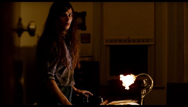 (C)1982 Film House/SIS Productions