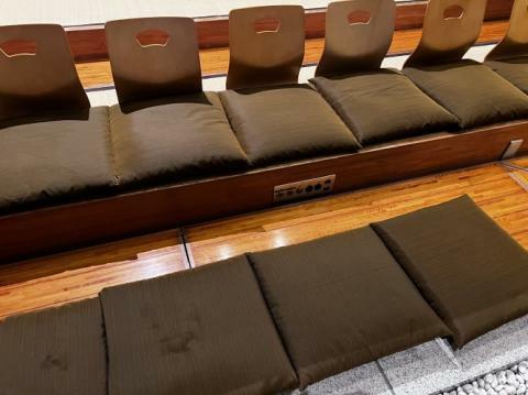 注釈付き指定席