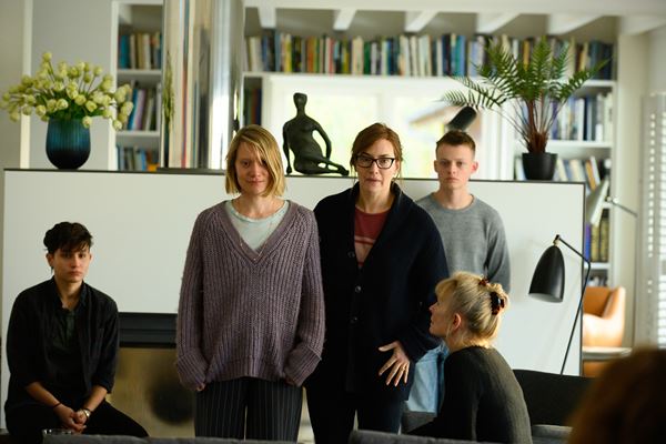 (C)2019 BLACK BIRD PRODUCTIONS, INC　ALL RIGHTS RESERVED