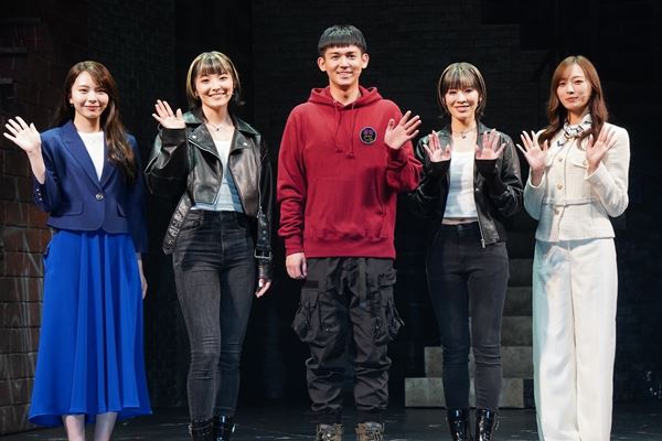 月組公演 『BLUFF（ブラフ）』 | 宝塚歌劇公式ホームページ