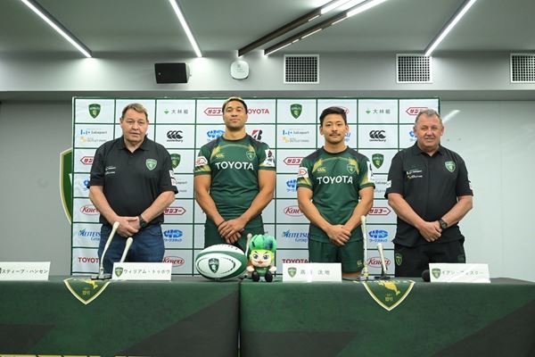 ラグビー オールブラックス ハンセンHC他選手12名 サインボール 5号球 ラグビー オールブラックス ハンセンHC他選手12名 サインボール 5号球