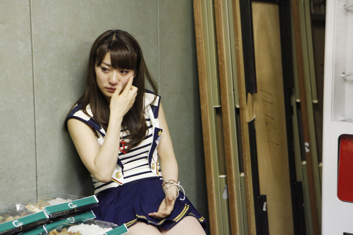 DOCUMENTARY of AKB48 Show must go on 少女たちは傷つきながら