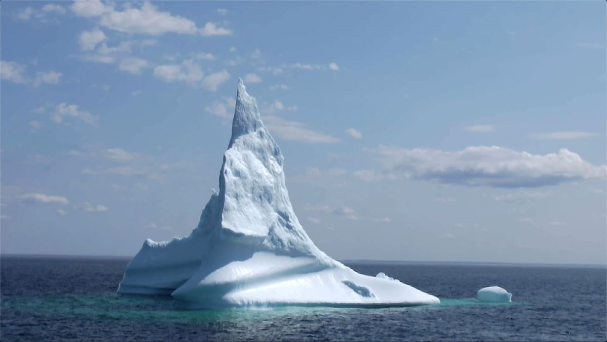 トビアス・シュピヒティヒ《Iceberg》2013　HD-video, 14:54 min　Courtesy of the artist and Jan Kaps, Cologne