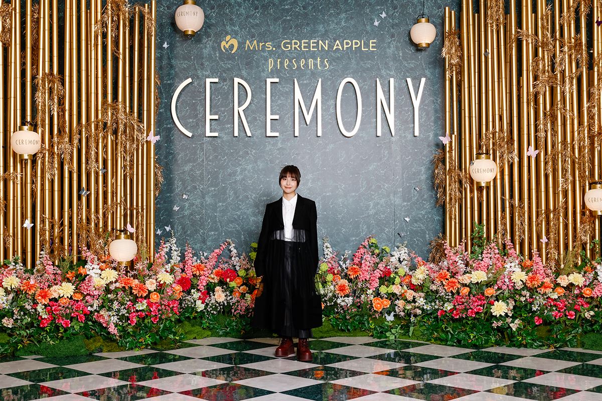 音楽専門誌『ぴあMUSIC COMPLEX』連動企画(第268回)Mrs. GREEN APPLEが