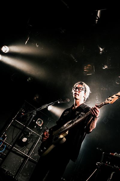 ライブレポート】新しいロックを感じた、w.o.d.×SIX LOUNGE