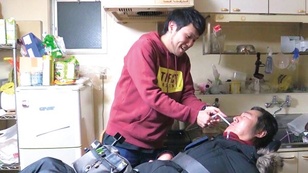 (C)ぶんぶんフィルムズ